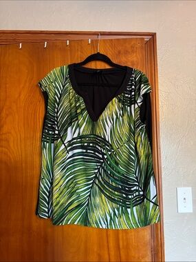 Women's Top
